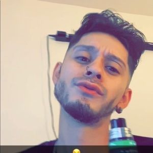 Meet your Posher, Aaron